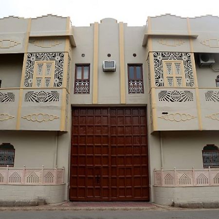 Vijaigarh Kothi - Heritage Boutique Varanasi Exterior foto