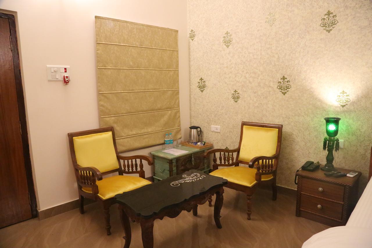 Vijaigarh Kothi - Heritage Boutique Varanasi Exterior foto